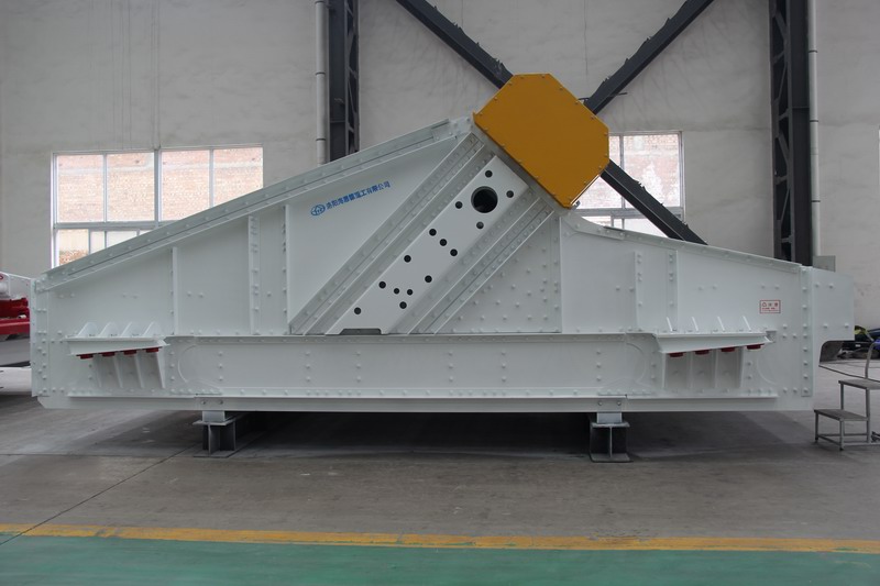 振動(dòng)篩側(cè)板開裂怎么處理？開裂原因是什么？