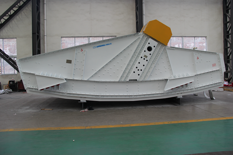 香蕉篩的工作原理是什么？有什么優(yōu)勢(shì)？